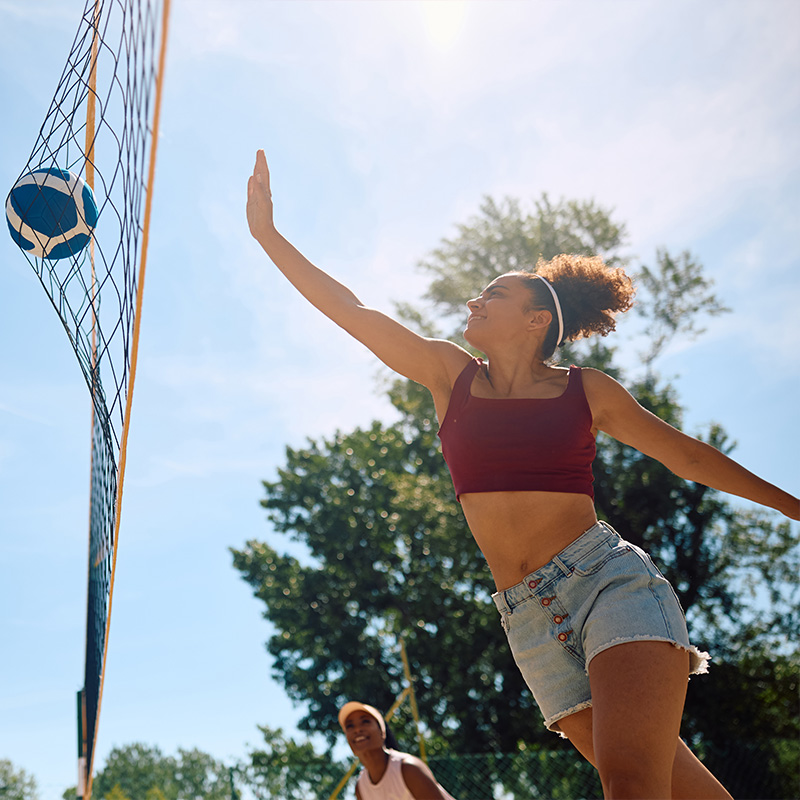 حيث توفر الأقمشة الشبكية الأداء